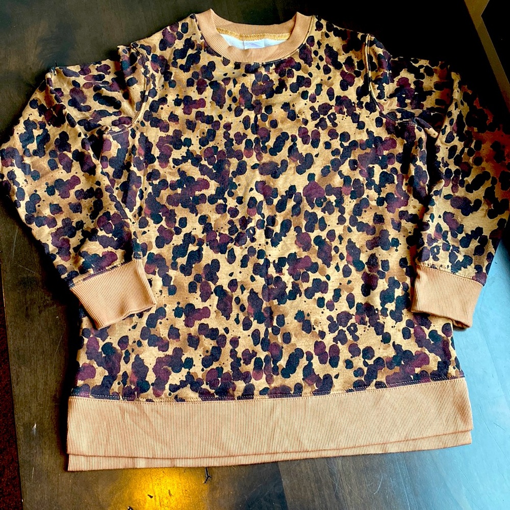 NWOT Stars above leopard crew neck pullover sweater.
